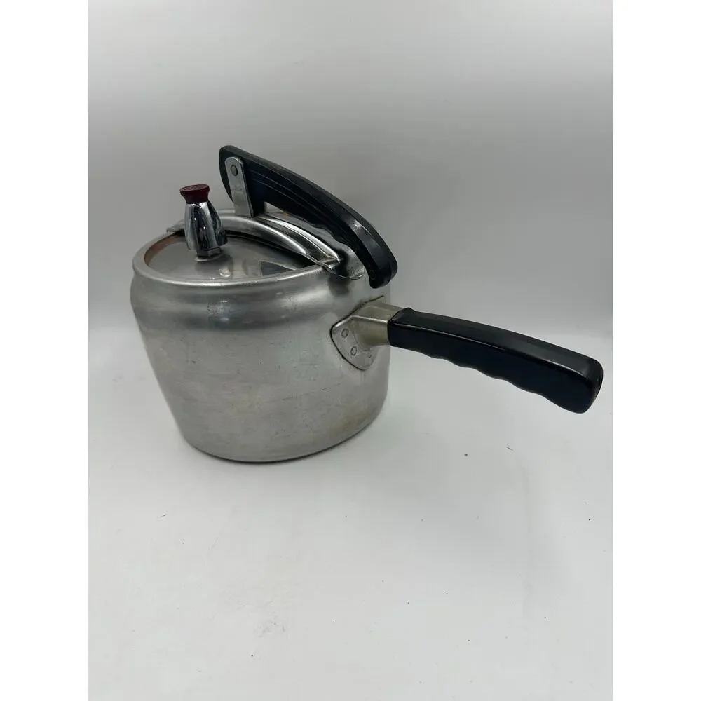 Vintage Wear Ever Aluminum Pressure Cooker Model 3637